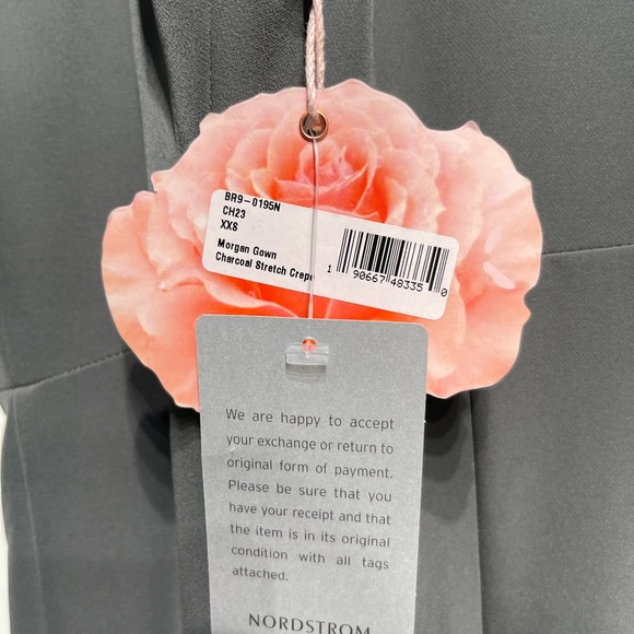 NWT Show Me Your MuMu Morgan Trumpet Gown - Picture 8 of 8